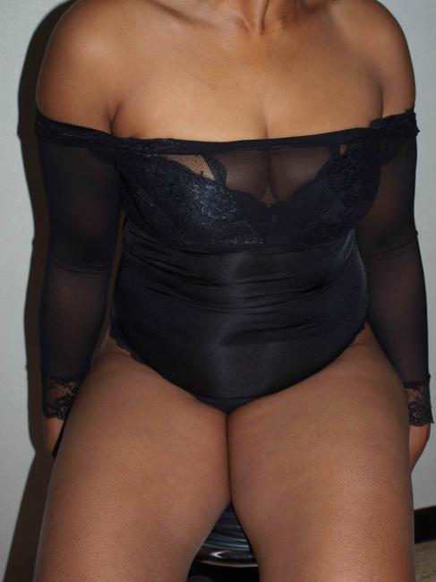 Marine à la recherche de rencontre coquine